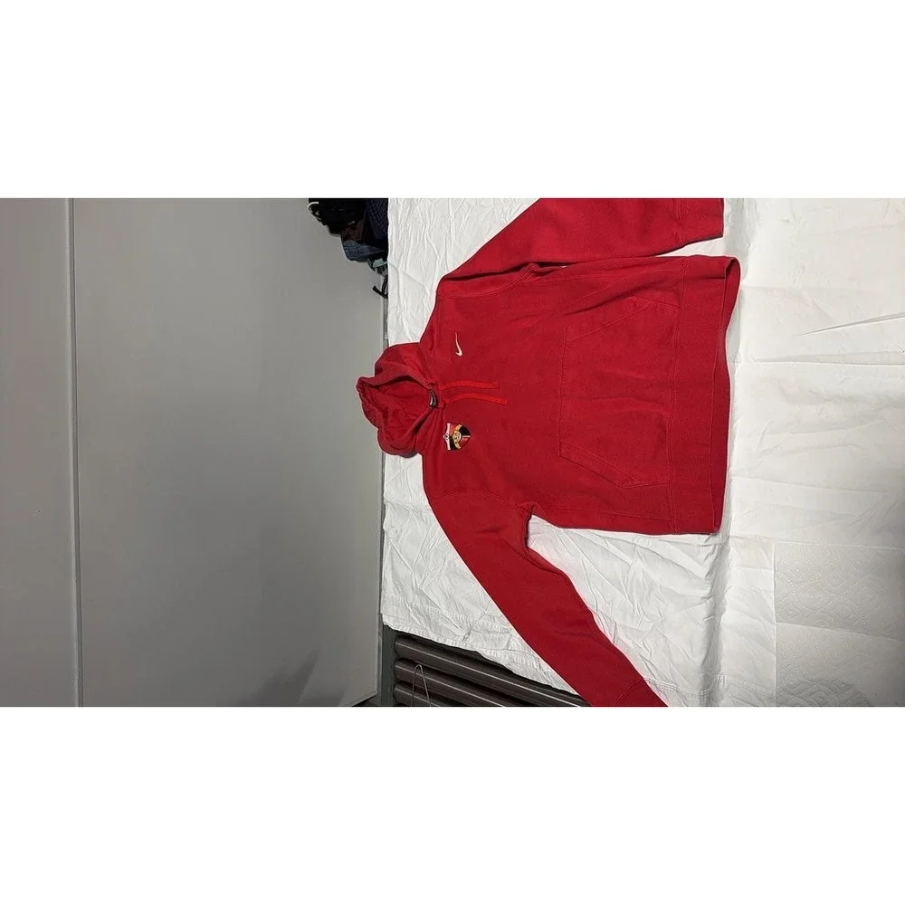 Nike pullover hoodie